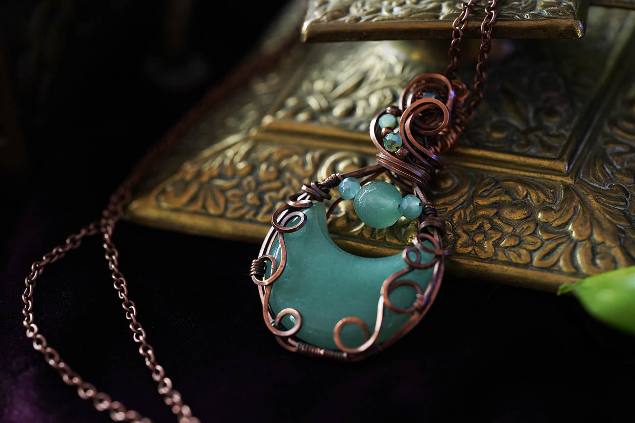 Moonbrew Pendant - Green Aventurine