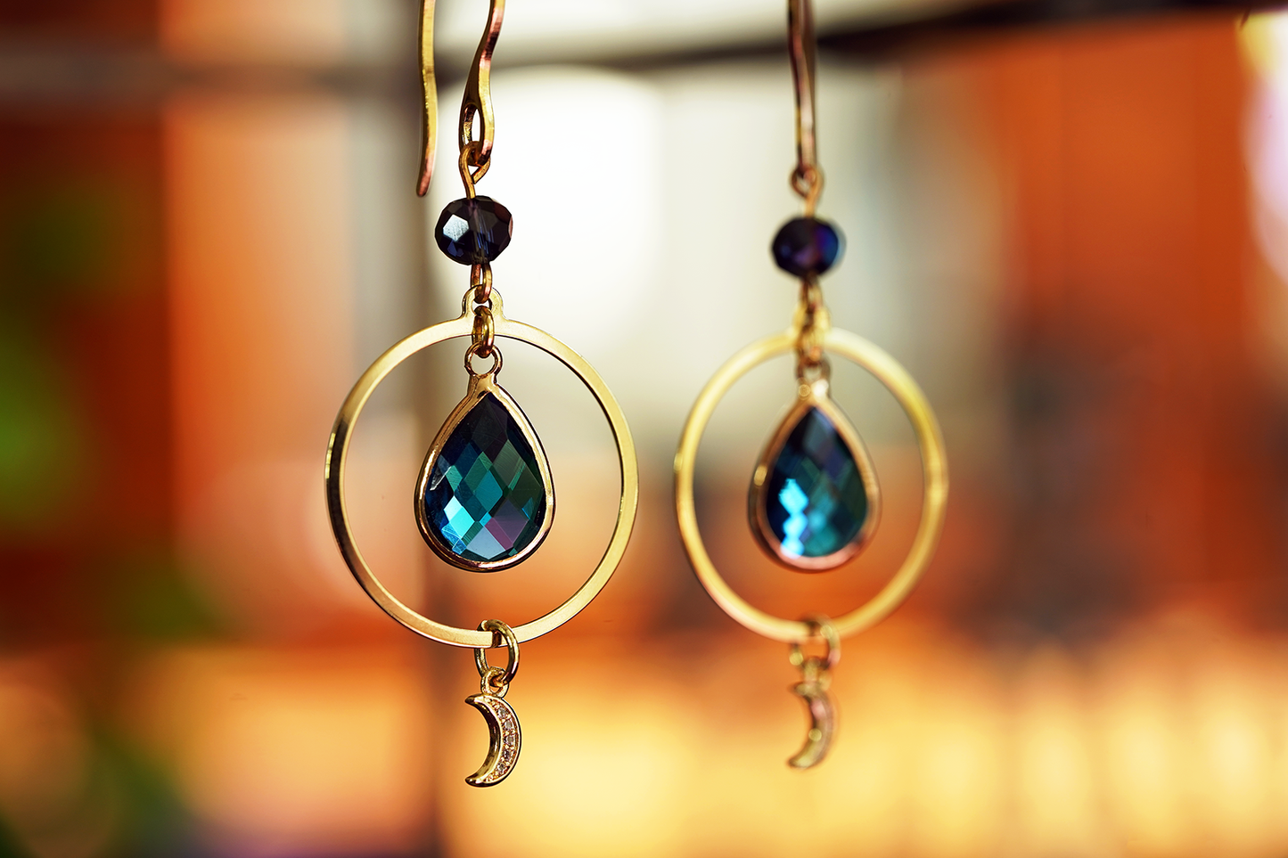 Nightveil Earrings - Blue