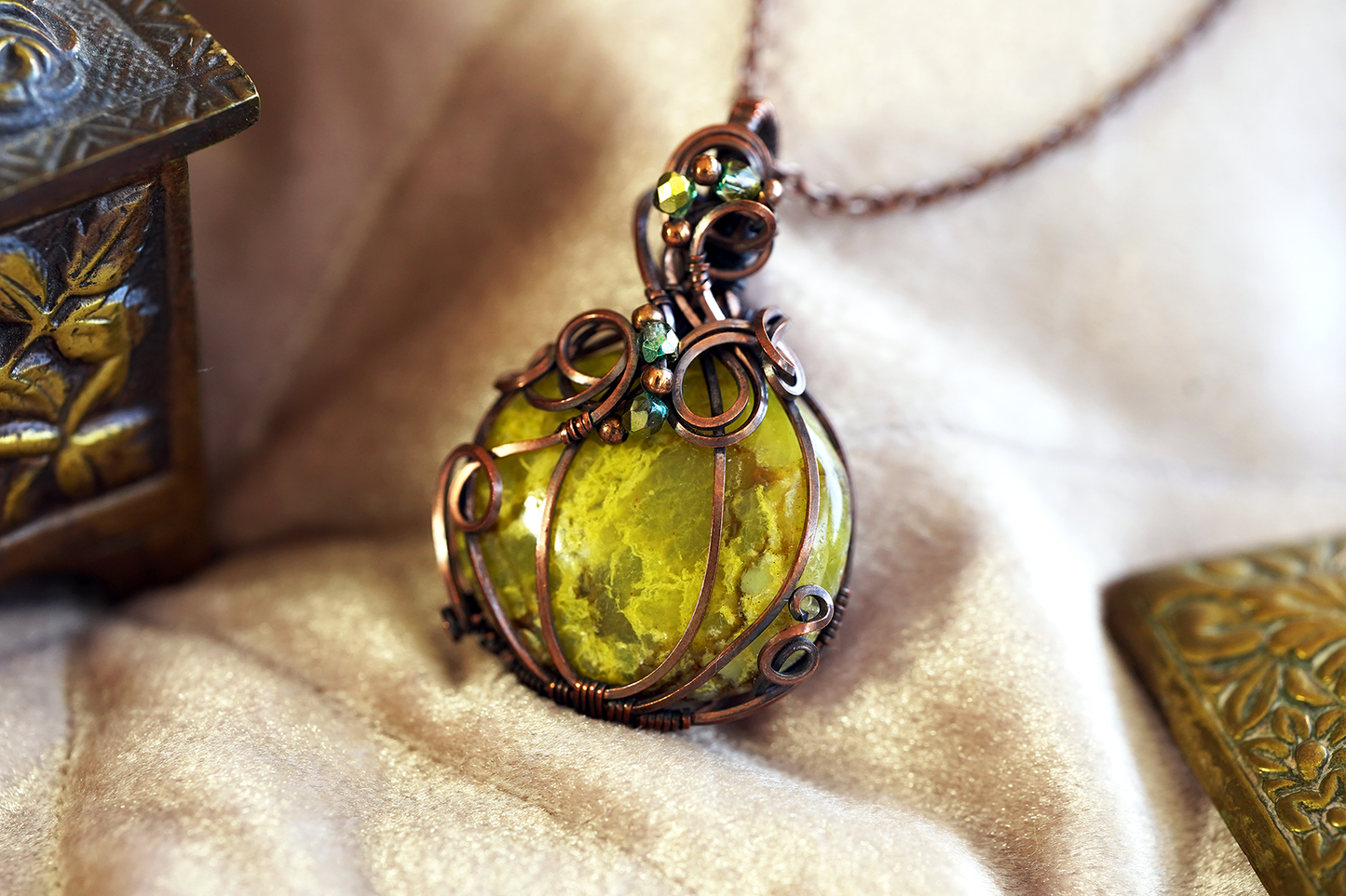 Glimmergourd Pendant - Green Opal