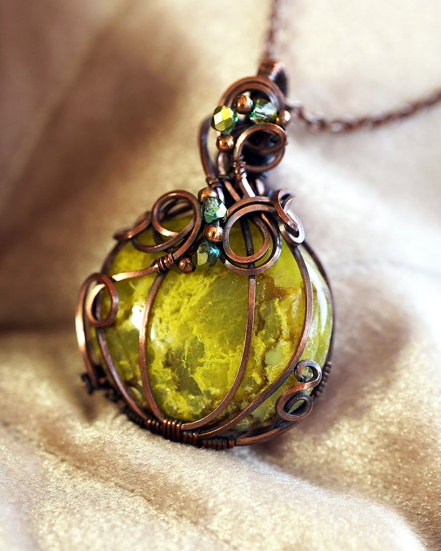Glimmergourd Pendant - Green Opal