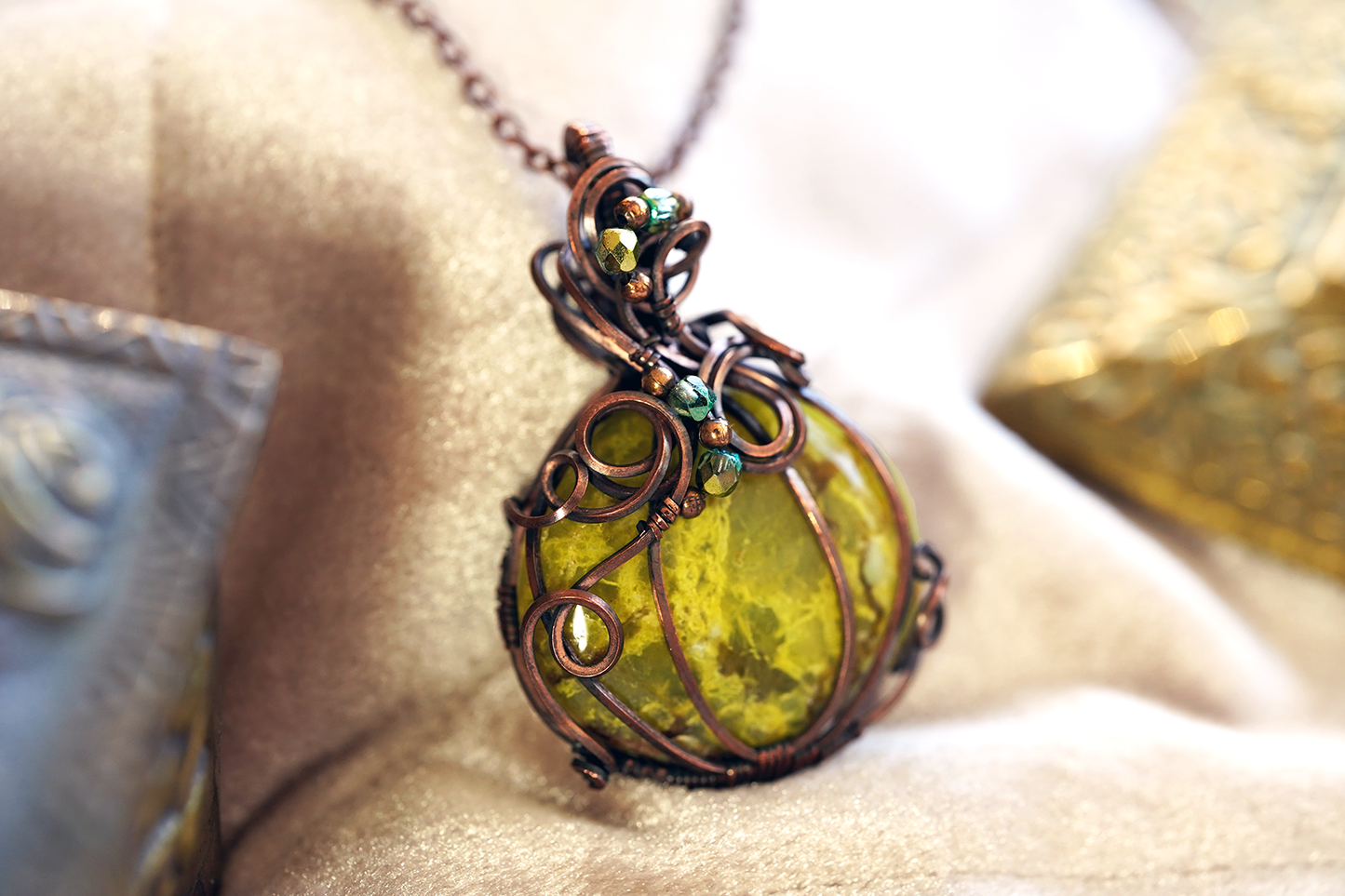 Glimmergourd Pendant - Green Opal
