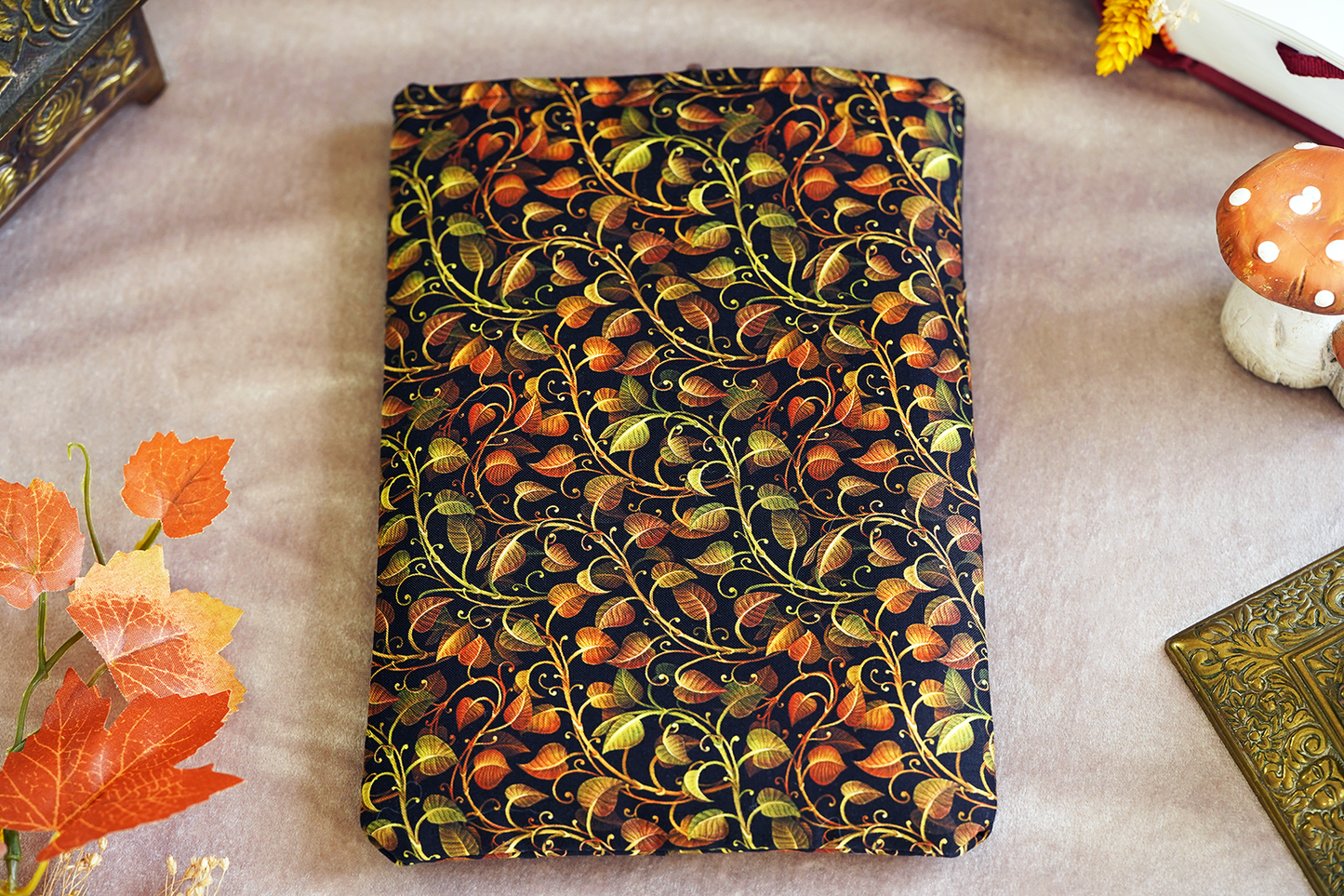 Autumn Ivy Book Sleeve