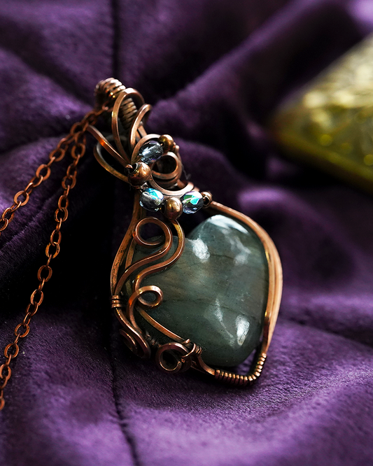 Heart-Shaped Pendant - Labradorite