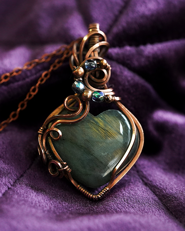 Heart-Shaped Pendant - Labradorite