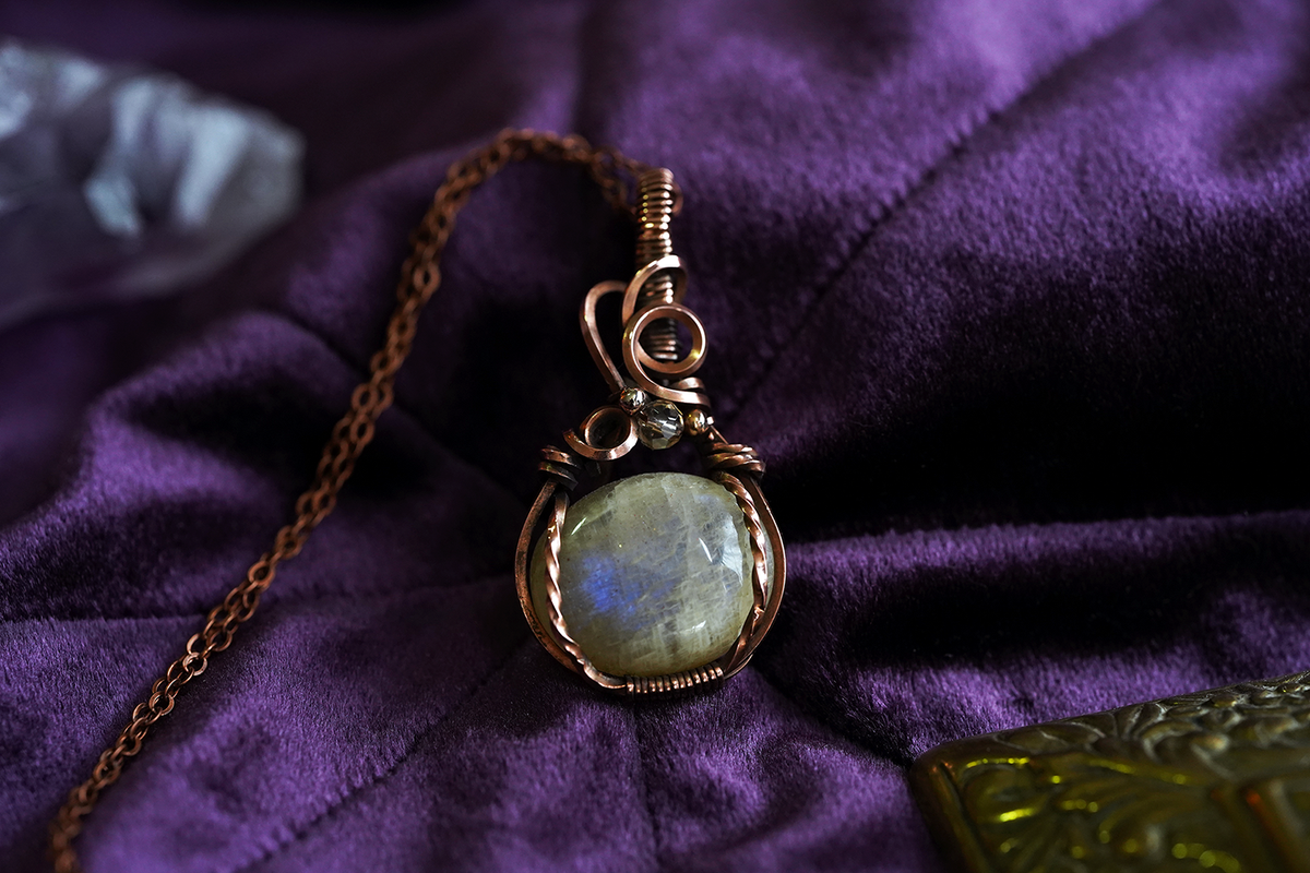 Small Amulet Pendant - Moonstone