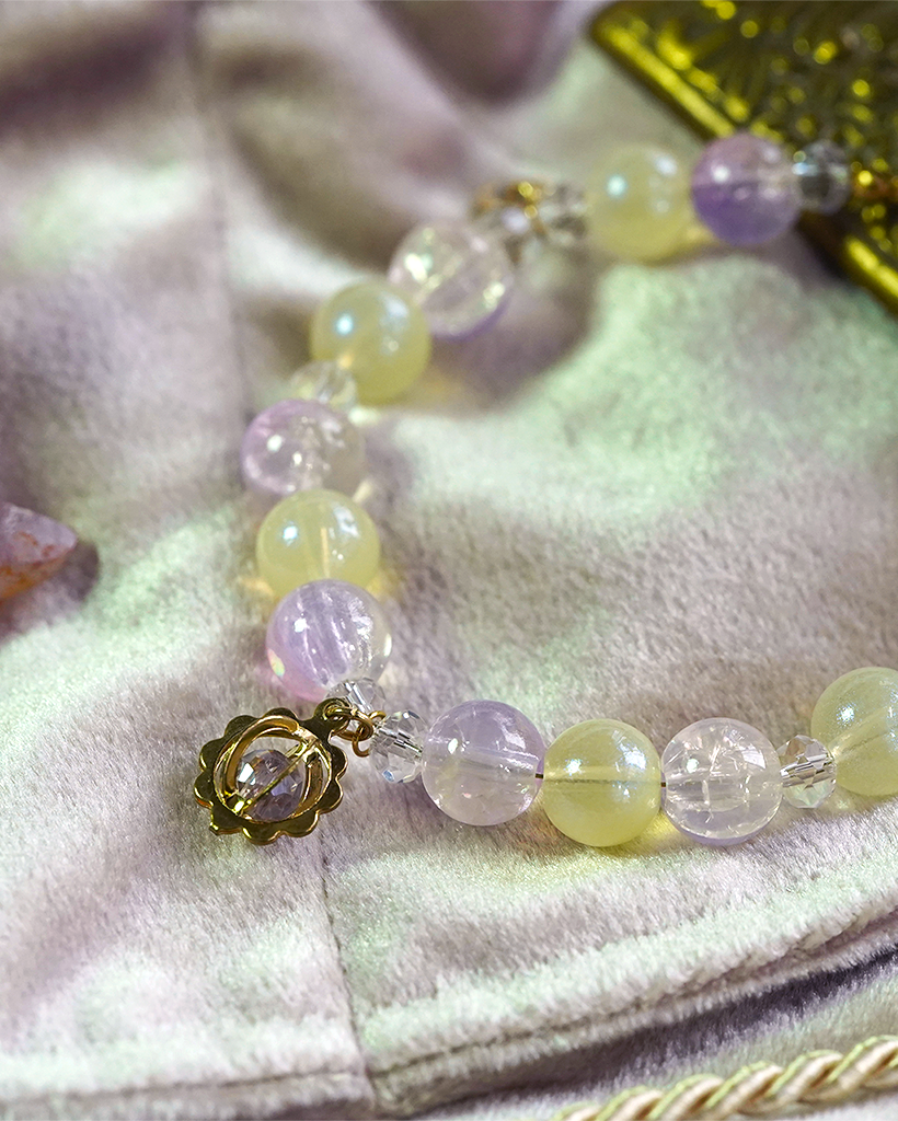 Mana Bracelet - Orchidea