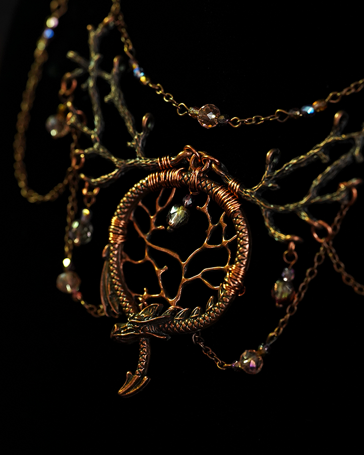 Wyrm Collier - Pyraea