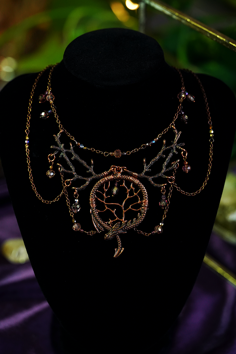Wyrm Collier - Pyraea