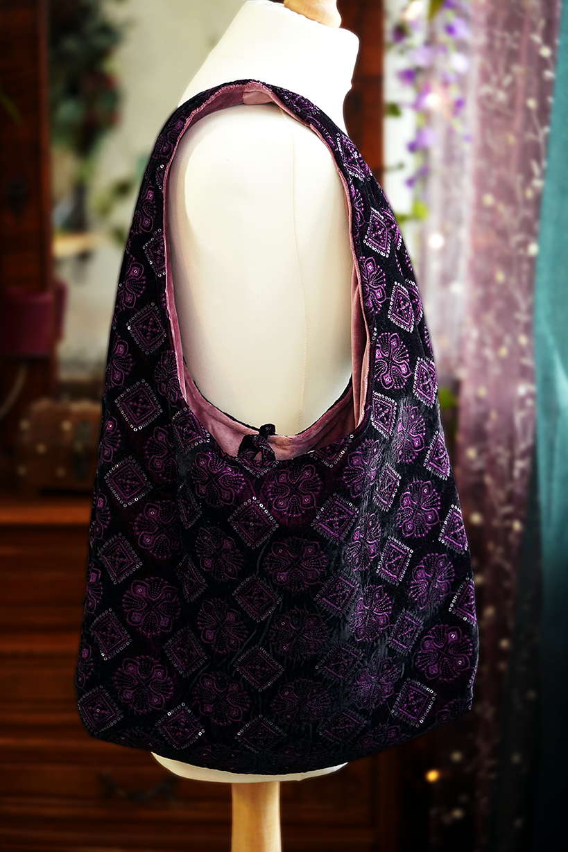 Charm Bag - Iris